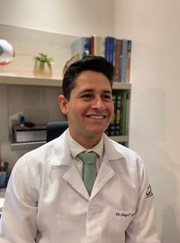 Dr. Diogo Queiroz